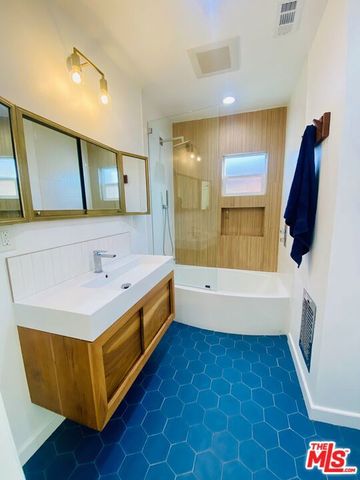4623 Don Miguel Drive, Los Angeles, CA 90008