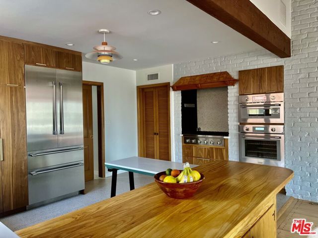 4623 Don Miguel Drive, Los Angeles, CA 90008