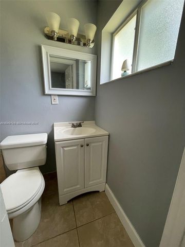 4160 SW 36th St, West Park, FL 33023
