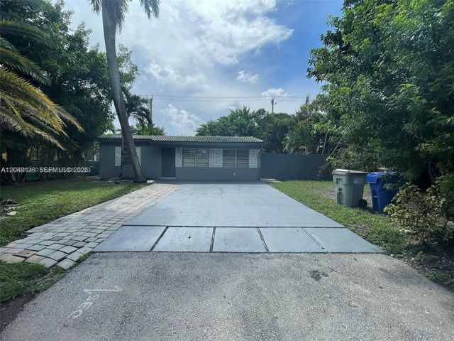 4160 SW 36th St, West Park, FL 33023