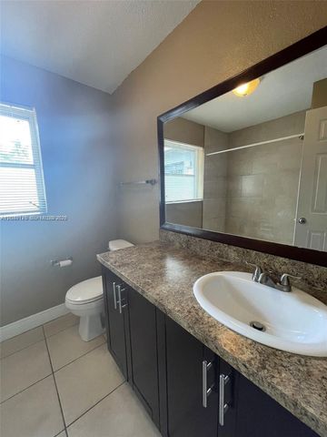 4160 SW 36th St, West Park, FL 33023