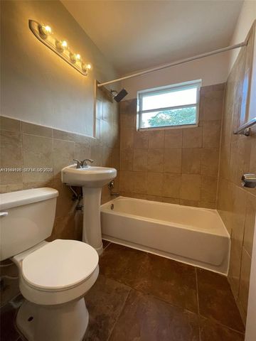 4160 SW 36th St, West Park, FL 33023