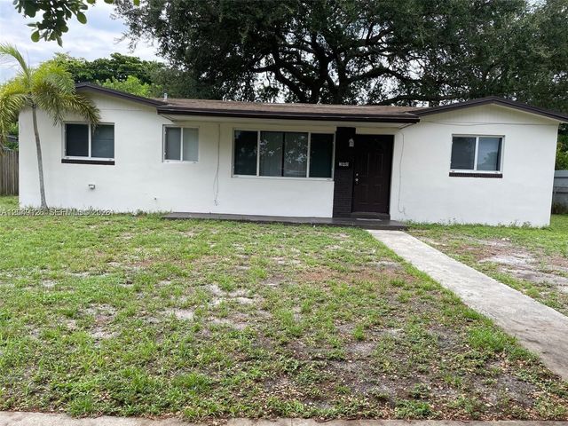 4160 SW 36th St, West Park, FL 33023