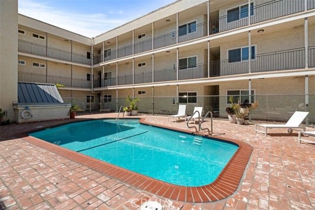 9005 Cynthia Street 209, West Hollywood, CA 90069