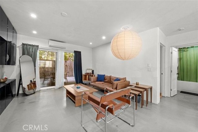 9005 Cynthia Street 209, West Hollywood, CA 90069