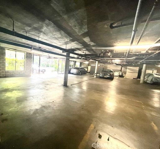 9005 Cynthia Street 209, West Hollywood, CA 90069