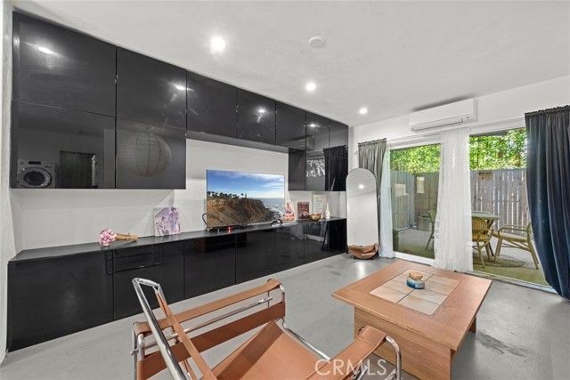 9005 Cynthia Street 209, West Hollywood, CA 90069