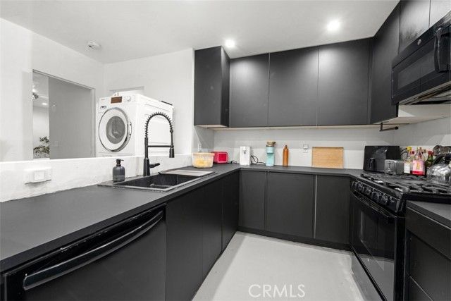 9005 Cynthia Street 209, West Hollywood, CA 90069