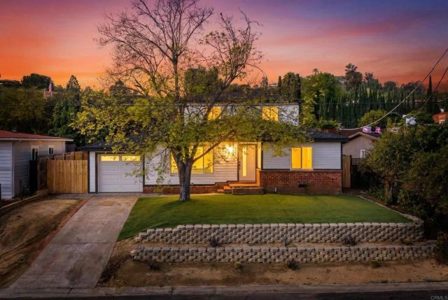 528 N Cuyamaca St, El Cajon, CA 92020