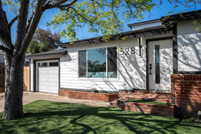 528 N Cuyamaca St, El Cajon, CA 92020