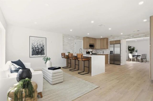 528 N Cuyamaca St, El Cajon, CA 92020