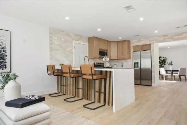 528 N Cuyamaca St, El Cajon, CA 92020