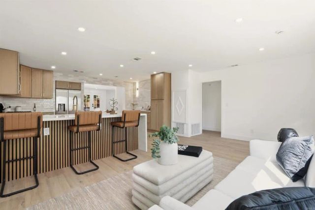 528 N Cuyamaca St, El Cajon, CA 92020