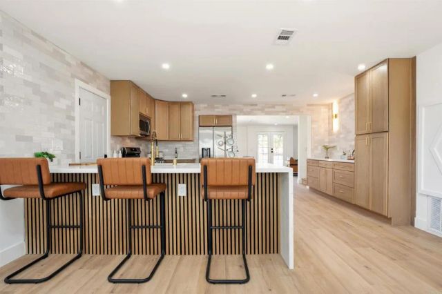 528 N Cuyamaca St, El Cajon, CA 92020