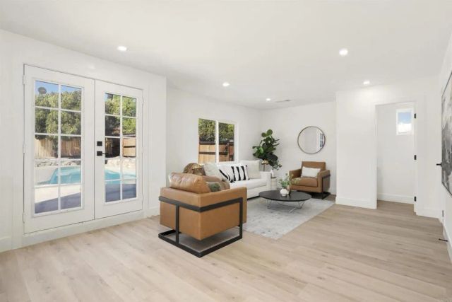 528 N Cuyamaca St, El Cajon, CA 92020