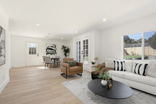 528 N Cuyamaca St, El Cajon, CA 92020