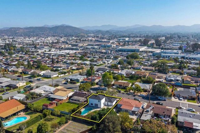 528 N Cuyamaca St, El Cajon, CA 92020