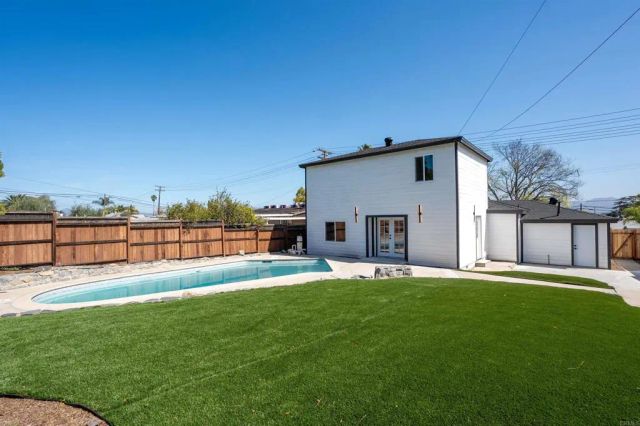 528 N Cuyamaca St, El Cajon, CA 92020