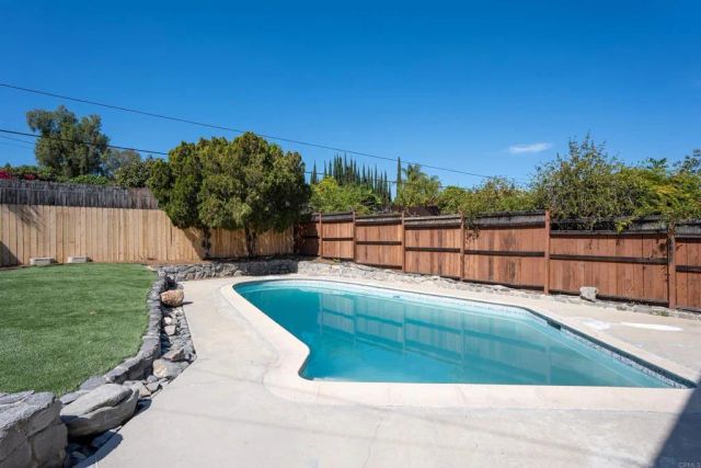 528 N Cuyamaca St, El Cajon, CA 92020