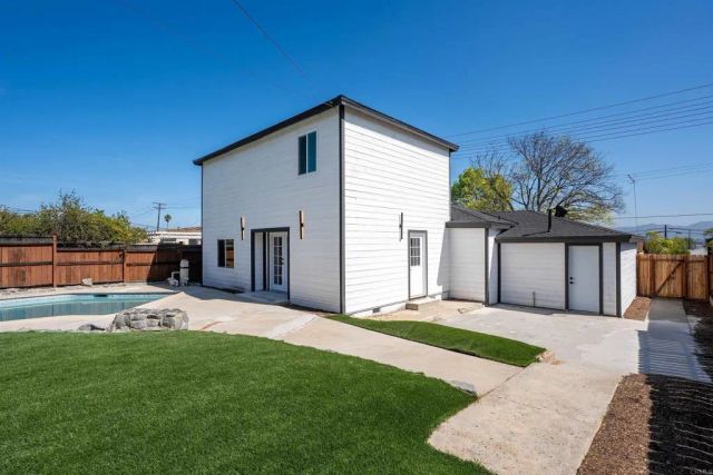 528 N Cuyamaca St, El Cajon, CA 92020