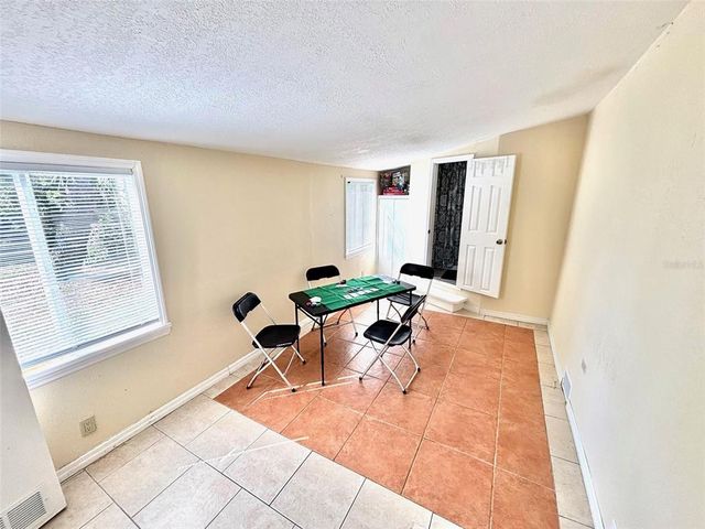 5216 PINELAND AVENUE, Port Orange, FL 32127