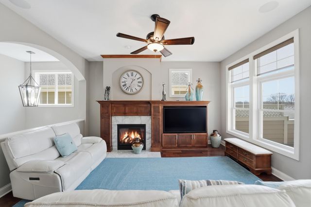 8808 Lake Riley Drive, Chanhassen, MN 55317