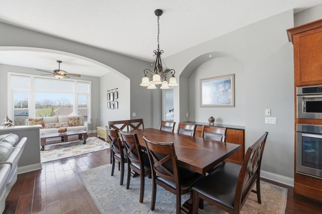 8808 Lake Riley Drive, Chanhassen, MN 55317