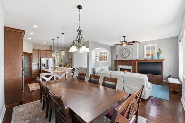 8808 Lake Riley Drive, Chanhassen, MN 55317