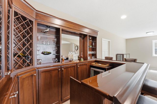 8808 Lake Riley Drive, Chanhassen, MN 55317