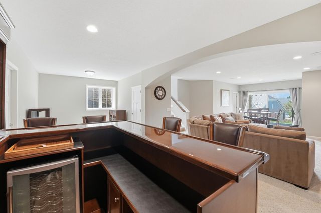 8808 Lake Riley Drive, Chanhassen, MN 55317