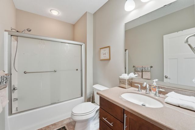 8808 Lake Riley Drive, Chanhassen, MN 55317