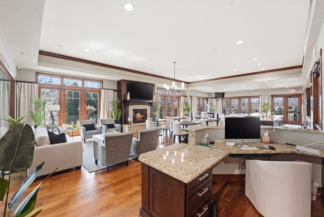 8808 Lake Riley Drive, Chanhassen, MN 55317