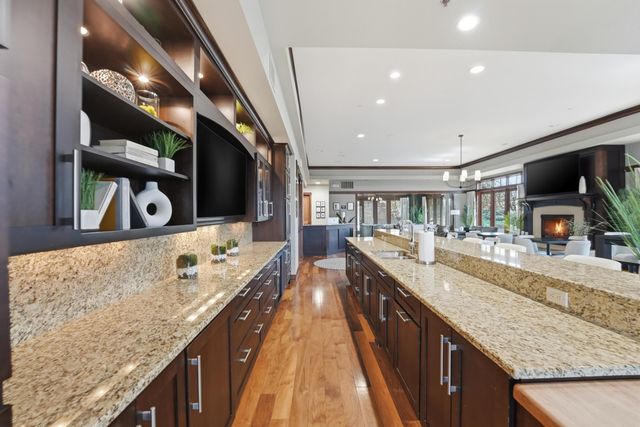 8808 Lake Riley Drive, Chanhassen, MN 55317