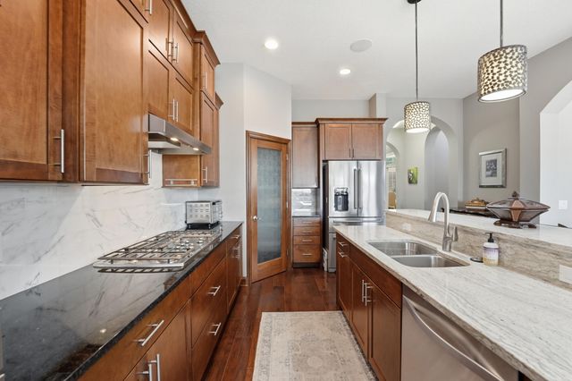 8808 Lake Riley Drive, Chanhassen, MN 55317