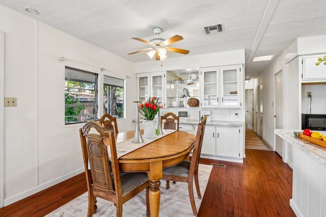 1349 Via Deste 80, Livermore, CA 94551