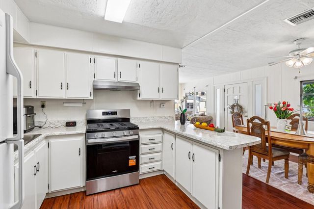 1349 Via Deste 80, Livermore, CA 94551