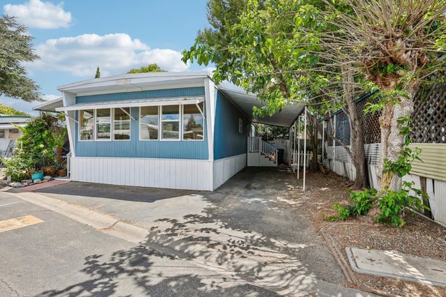 1349 Via Deste 80, Livermore, CA 94551
