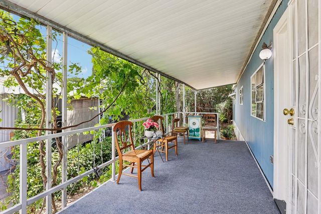 1349 Via Deste 80, Livermore, CA 94551