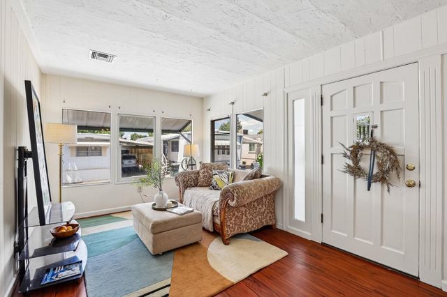 1349 Via Deste 80, Livermore, CA 94551