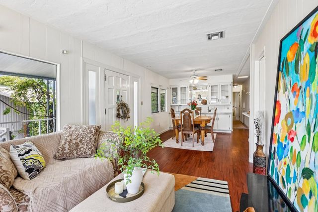1349 Via Deste 80, Livermore, CA 94551