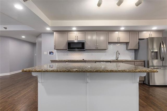 600 Admiral Boulevard 601, Kansas City, MO 64106