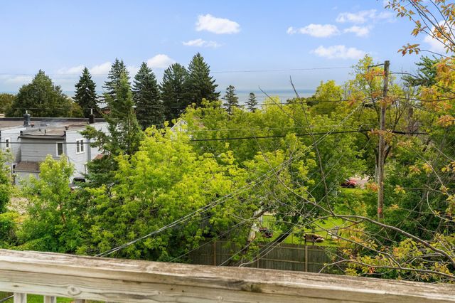 1910 Greysolon Road, Duluth, MN 55812