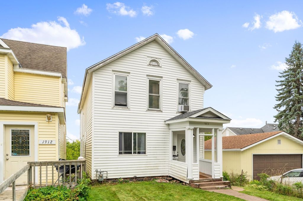 1910 Greysolon Road, Duluth, MN 55812