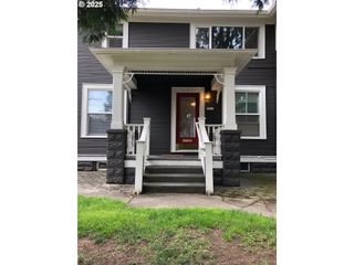 7521 N GLOUCESTER Ave, Portland, OR 97203