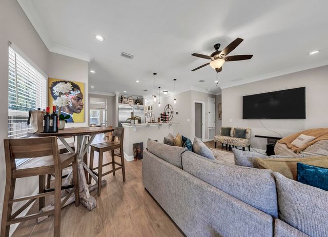 1200 French Quarter Way, Fort Walton Beach, FL 32547