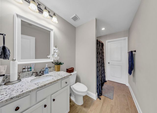 1200 French Quarter Way, Fort Walton Beach, FL 32547