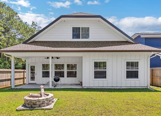 1200 French Quarter Way, Fort Walton Beach, FL 32547