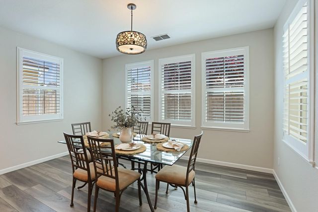 2662 Veneto Ct, Lodi, CA 95242