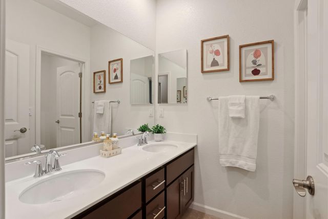 2662 Veneto Ct, Lodi, CA 95242