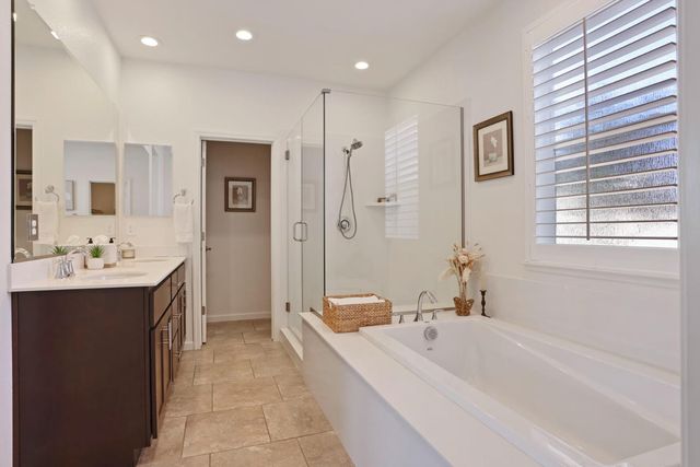 2662 Veneto Ct, Lodi, CA 95242
